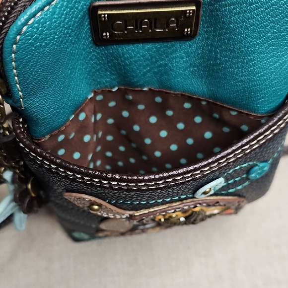 Chala Swimming Turtles with Starfish Crossbody Vegan Leather Bag - Picture 9 of 13